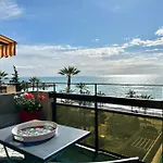 The View-centre- Clim -parking-vue Mer-plage Menton