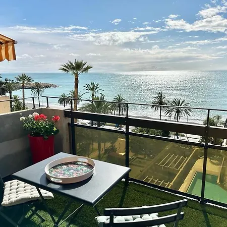 The View-centre- Clim -parking-vue Mer-plage Апартаменты *