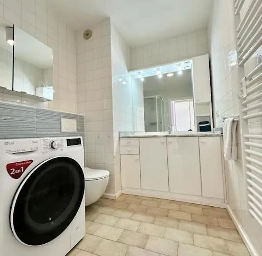 The View-centre- Clim -parking-vue Mer-plage